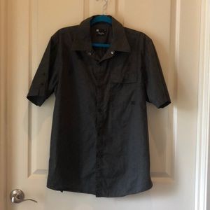 DC Men’s button down shirt Lg